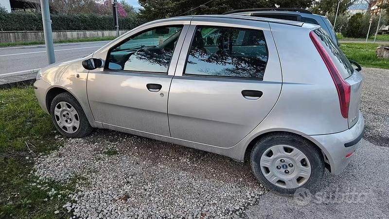 Usata Fiat Punto 2006 Grigio Utilitaria