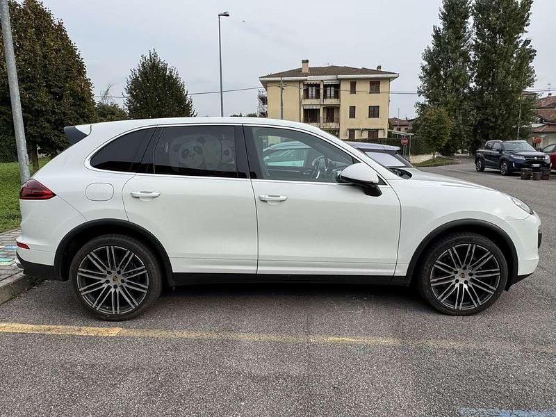 Usata Porsche Cayenne 250 CV (183 kW) 2016 SUV