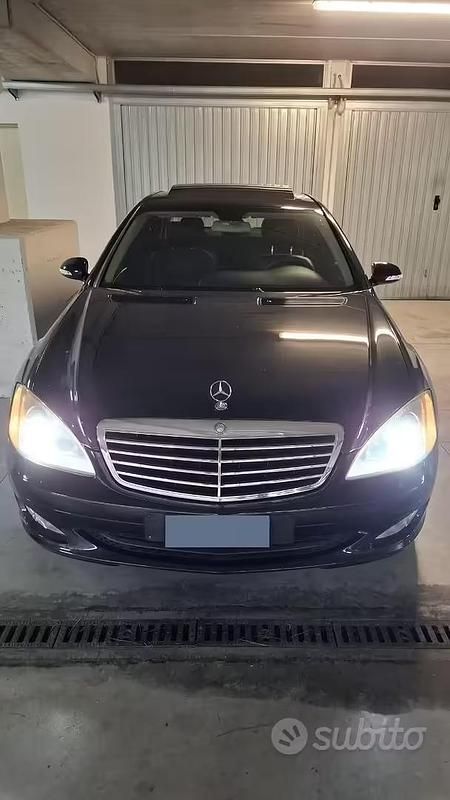 Usata Mercedes S320 235 CV (172 kW) 2006 Nero Berlina