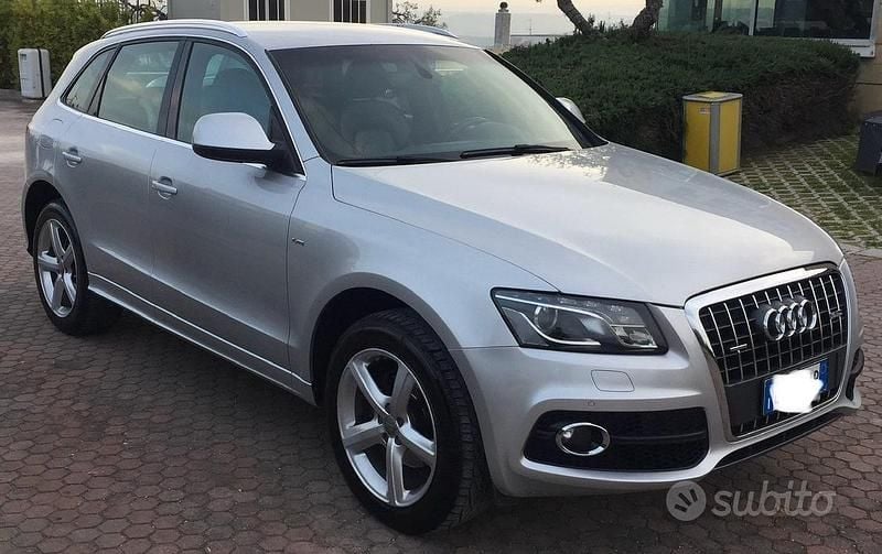 Grigio Usata 2011 Audi Q5 S-Line SUV | 9500 € (Super prezzo) - Immagine 1/4