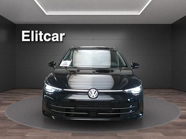 Usata VW Golf VIII Life 150 CV (110 kW) 2025 Vari colori Berlina