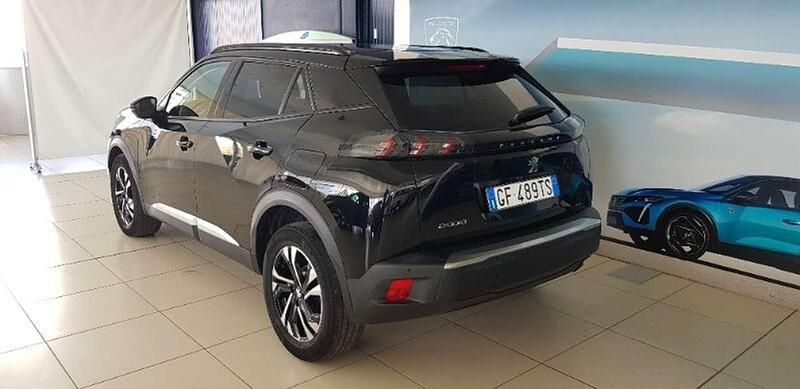 Usata Peugeot 2008 Allure 101 CV (74 kW) 2021 Nero SUV
