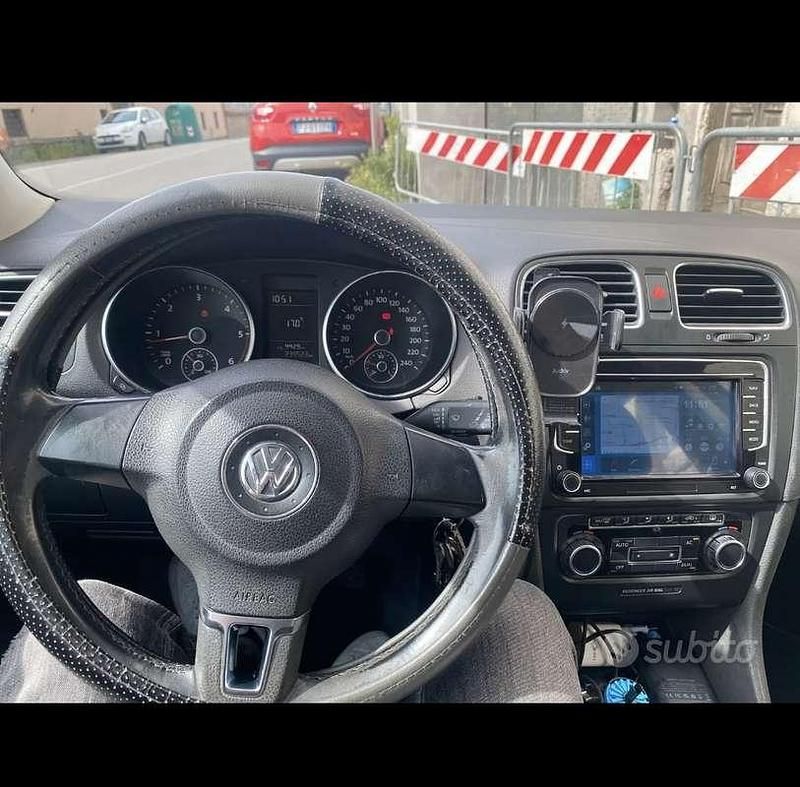 Usata VW Golf VI Highline 105 CV (77 kW) 2011 Utilitaria