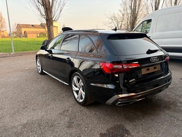 Usata Audi A4 Ambiente 163 CV (119 kW) 2024 Nero Station wagon