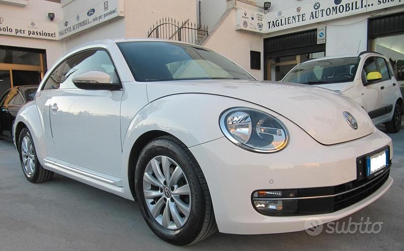 Usata VW Beetle Design 104 CV (76 kW) 2012 Bianco Utilitaria