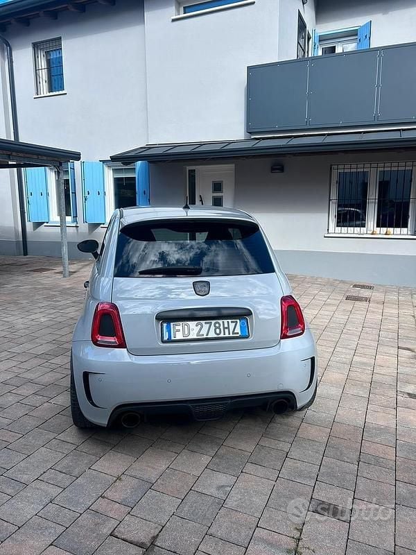 Usata Abarth 595 140 CV (102 kW) 2016 Grigio Utilitaria