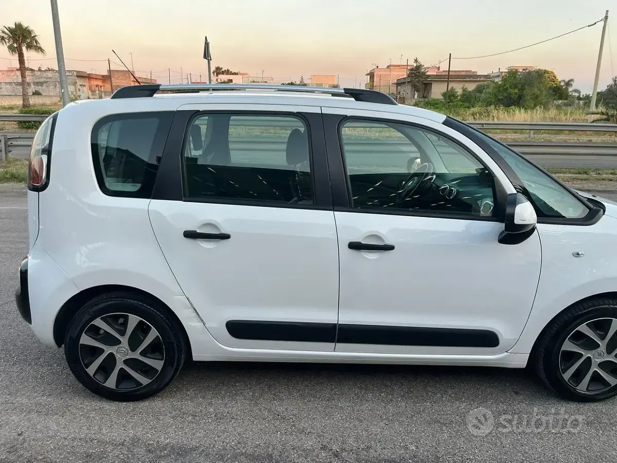 Usata Citroën C3 Picasso 99 CV (72 kW) 2016 Bianco Monovolume