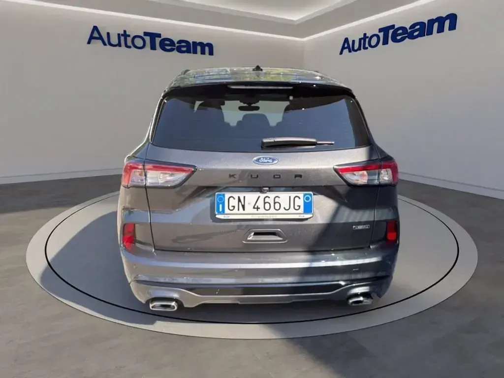 Usata Ford Kuga ST-Line X 225 CV (165 kW) 2023 Magnetic grey SUV