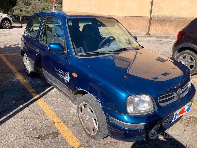 Usata Nissan Micra 75 CV (55 kW) 1999 Blu Utilitaria