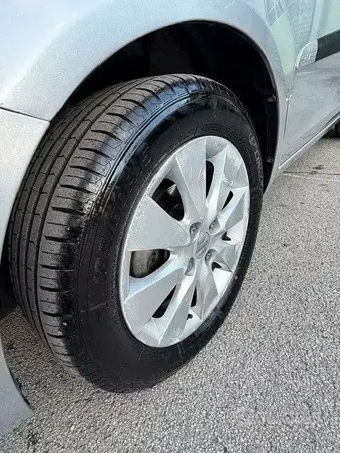 Usata Suzuki Splash GLS 75 CV (55 kW) 2010 Grigio Utilitaria