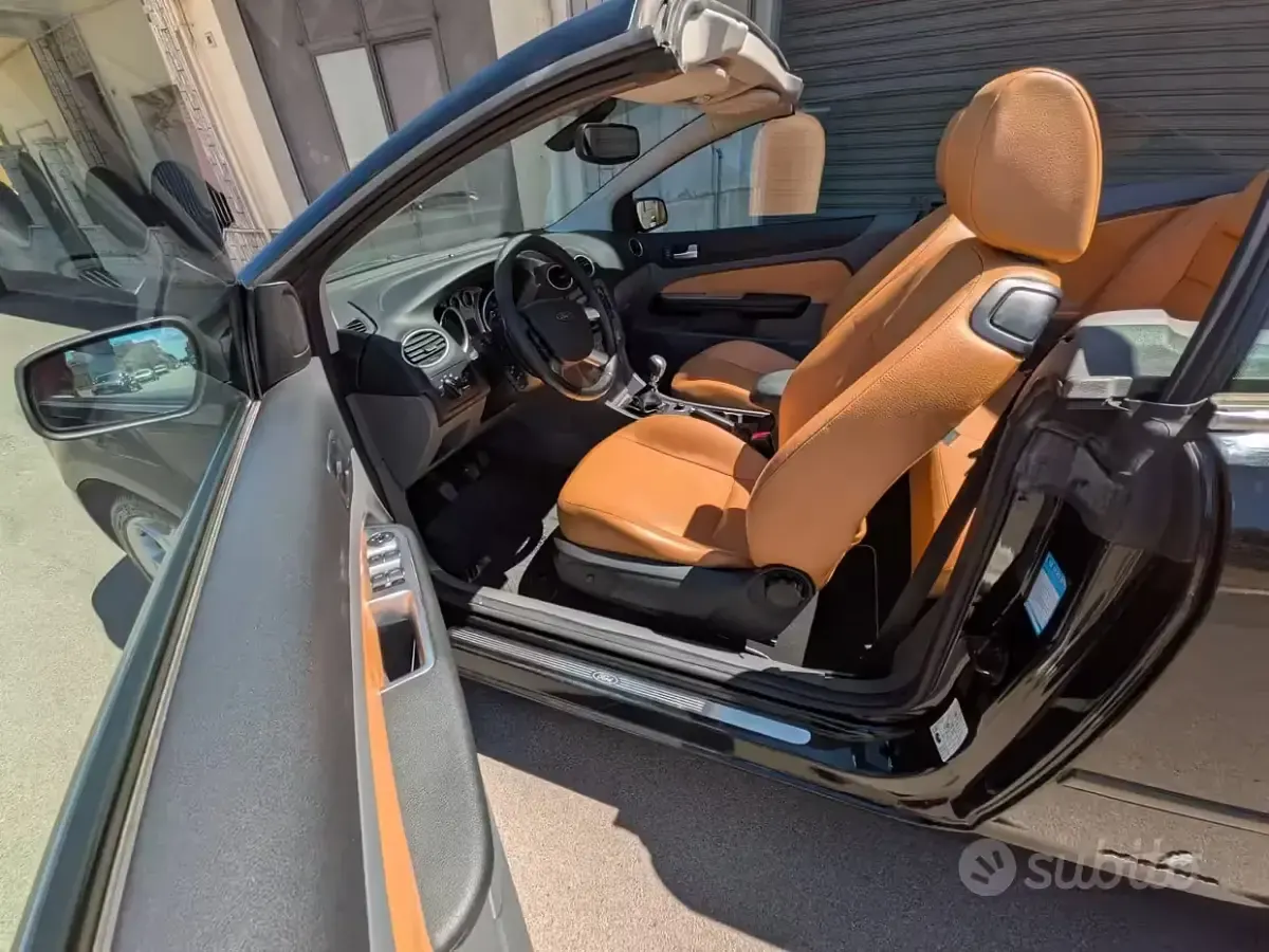 Usata Ford Focus Cabriolet 136 CV (100 kW) 2009 Cabrio
