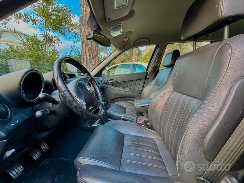 Usata Alfa Romeo Crosswagon 2006 Grigio Station wagon