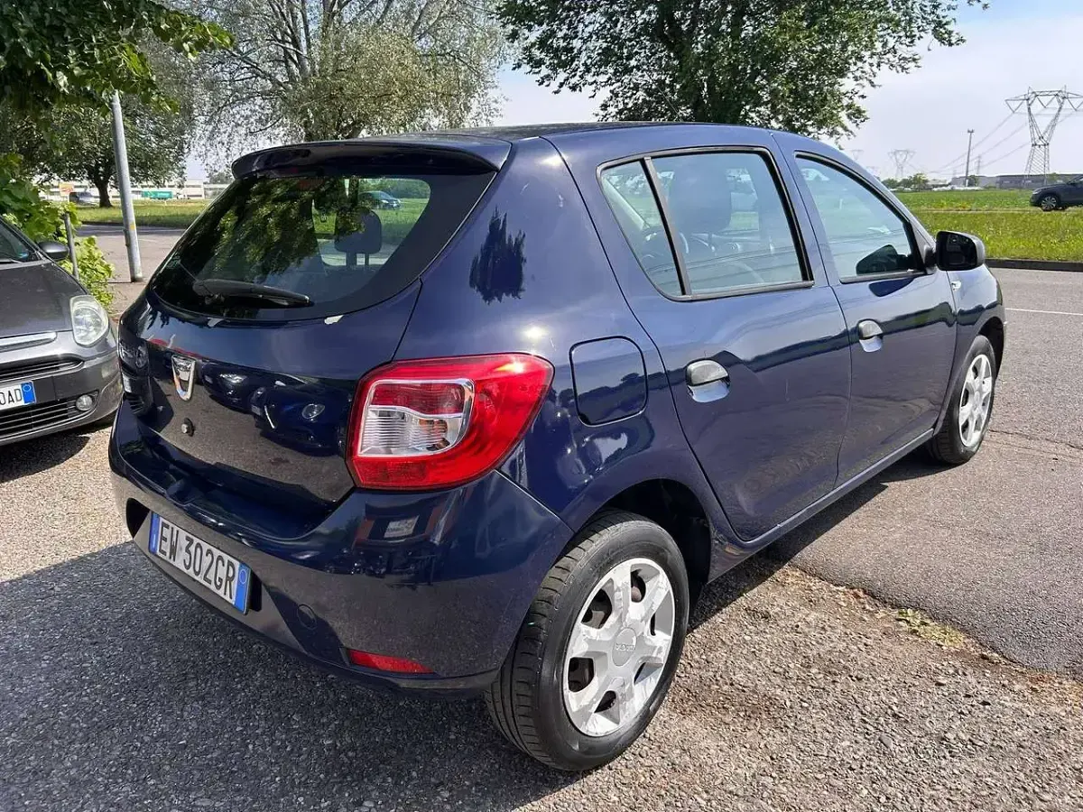 Usata Dacia Sandero 75 CV (55 kW) 2014 Blu/azzurro Berlina