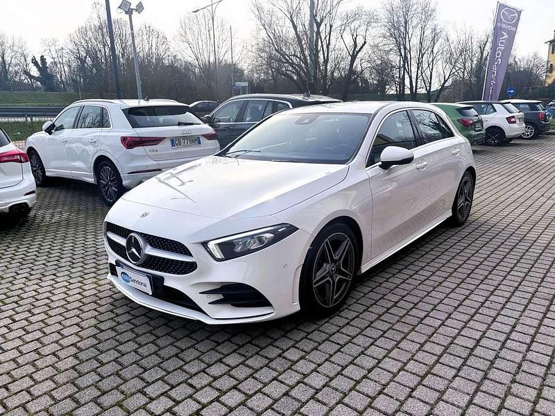 Usata Mercedes A180 Premium 116 CV (85 kW) 2019 Bianco Coupé