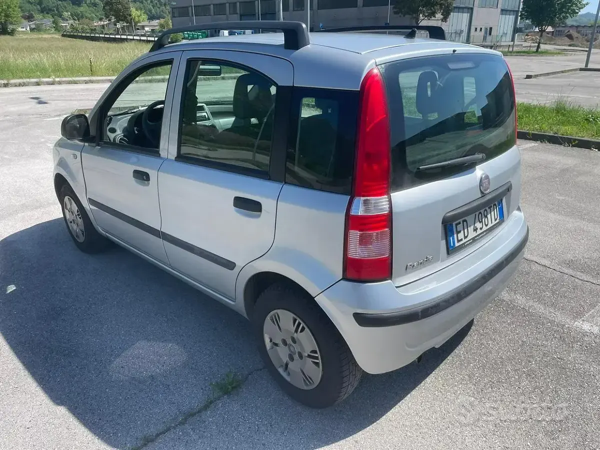 Usata Fiat Panda Active 54 CV (39 kW) 2010 Grigio Utilitaria