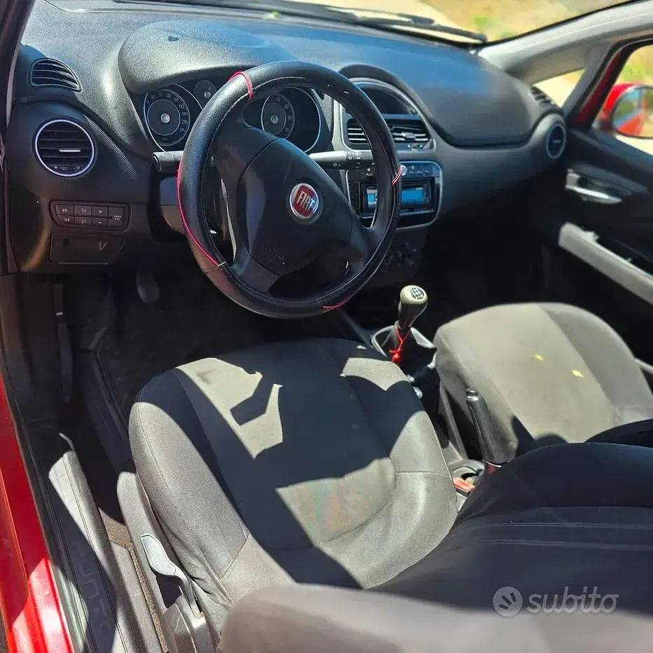 Usata Fiat Punto Evo 75 CV (55 kW) 2013 Rosso Utilitaria