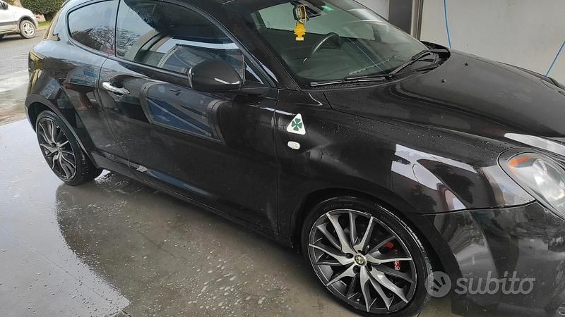 Usata Alfa Romeo MiTo 135 CV (99 kW) 2011 Nero Utilitaria