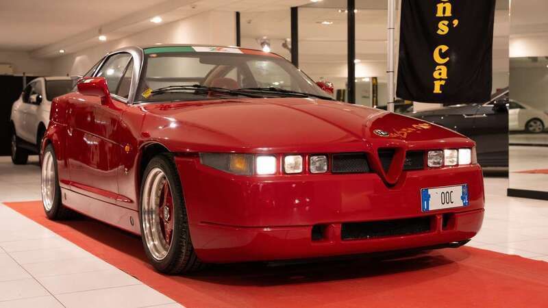 Usata Alfa Romeo SZ/RZ 207 CV (152 kW) 1993 Rosso metallizzato Coupé