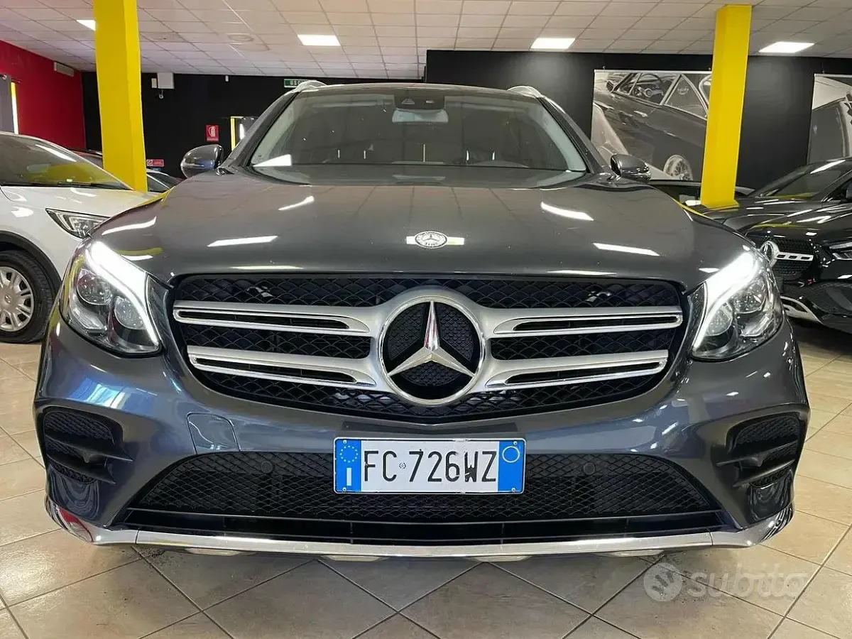 Usata Mercedes GLC250 204 CV (150 kW) 2016 Grigio SUV