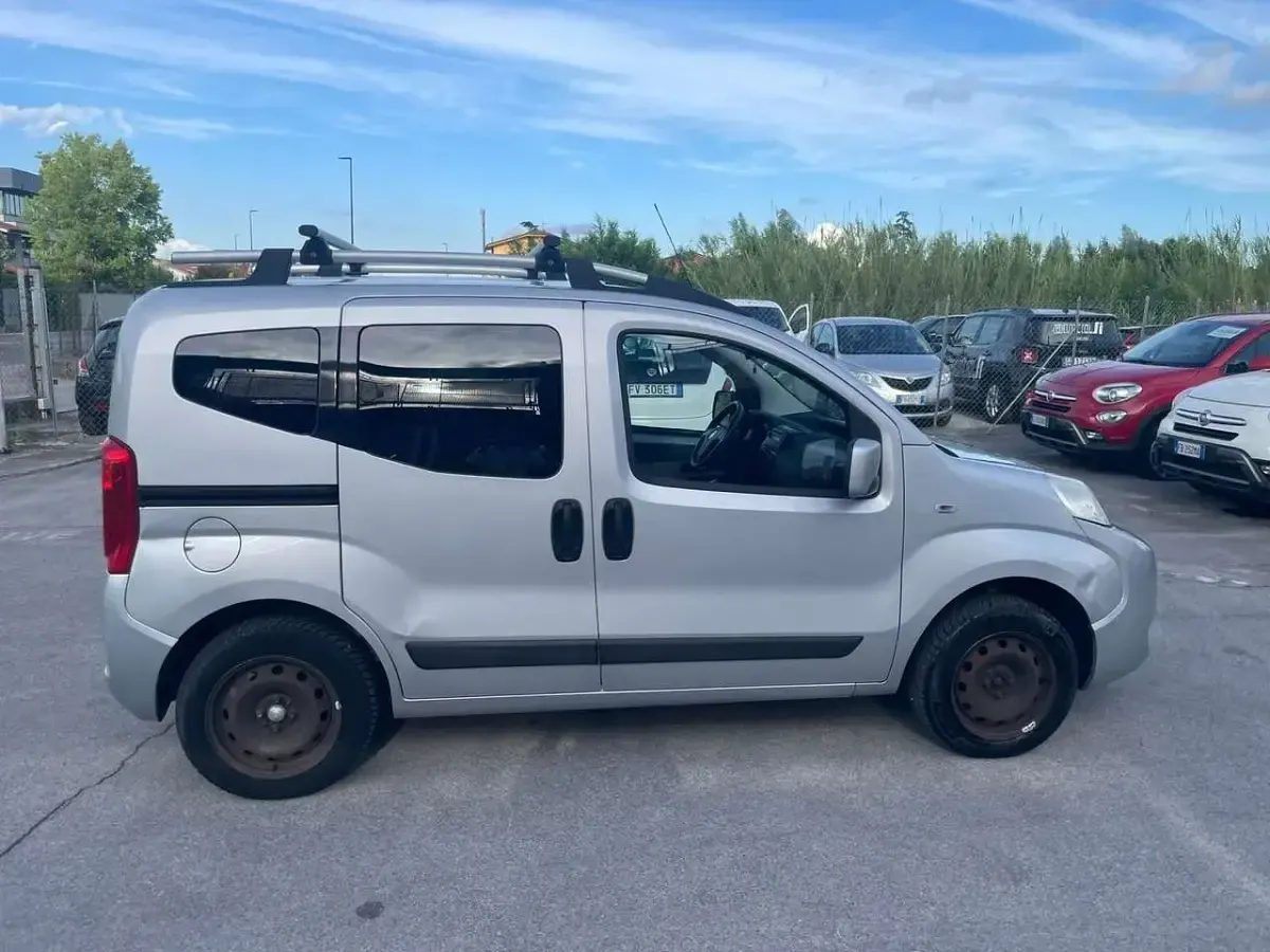 Usata Fiat Qubo Easy 77 CV (56 kW) 2016 Grigio Monovolume