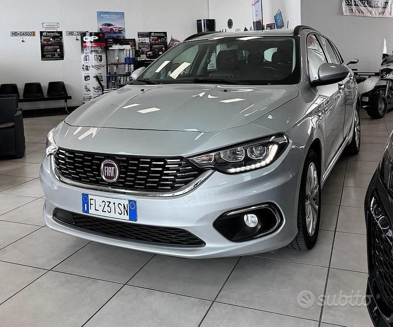 Occasion Fiat Tipo Business 120 ch (88 kW) 2017 Gris Break