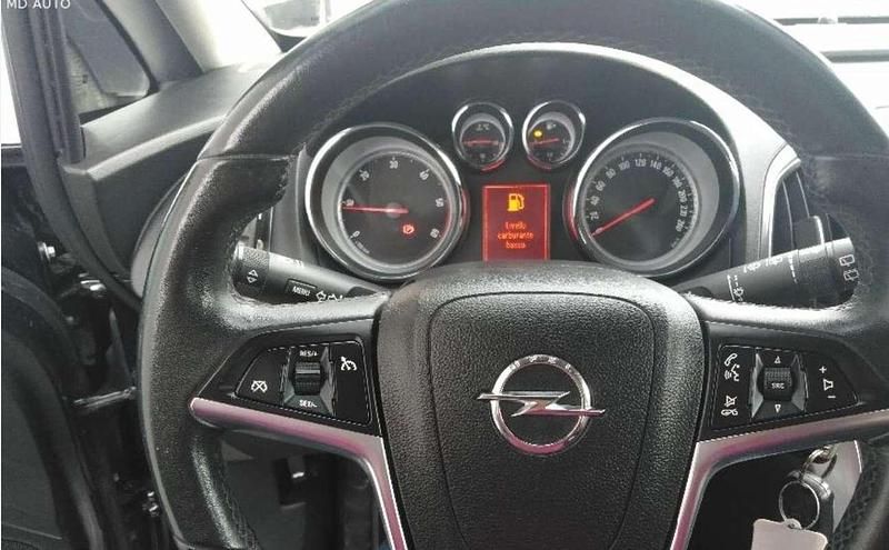 Usata Opel Astra Cosmo 125 CV (91 kW) 2012 Station wagon