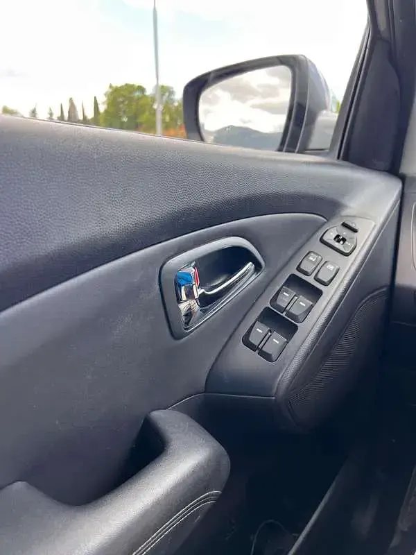 Usata Hyundai ix35 Style 116 CV (85 kW) 2012 Grigio SUV