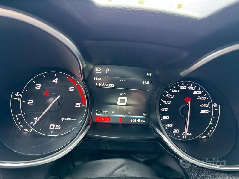 Usata Alfa Romeo Stelvio 210 CV (154 kW) 2017 Blu SUV