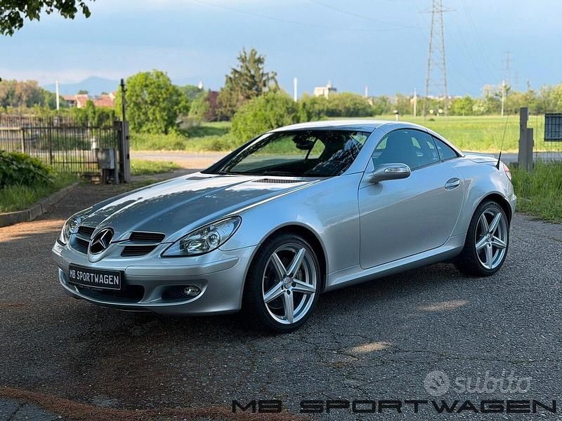 Käytetty Mercedes SLK350 272 HP (200 kW) 2004 Harmaa Avoauto