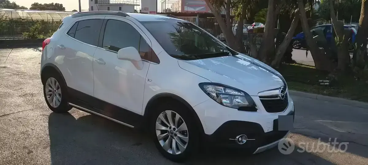 Usata Opel Mokka 140 CV (102 kW) 2014 Bianco SUV