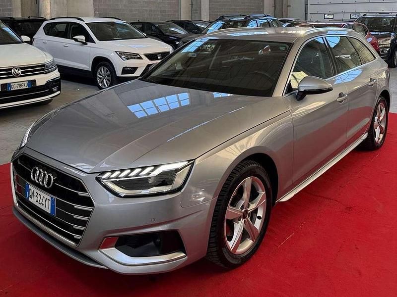 Usata Audi A4 S-Line 163 CV (119 kW) 2023 Argento Station wagon