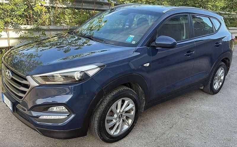 Blu Usata 2018 Hyundai Tucson Edition SUV | 12.500 € (Ottimo prezzo) - Immagine 1/4