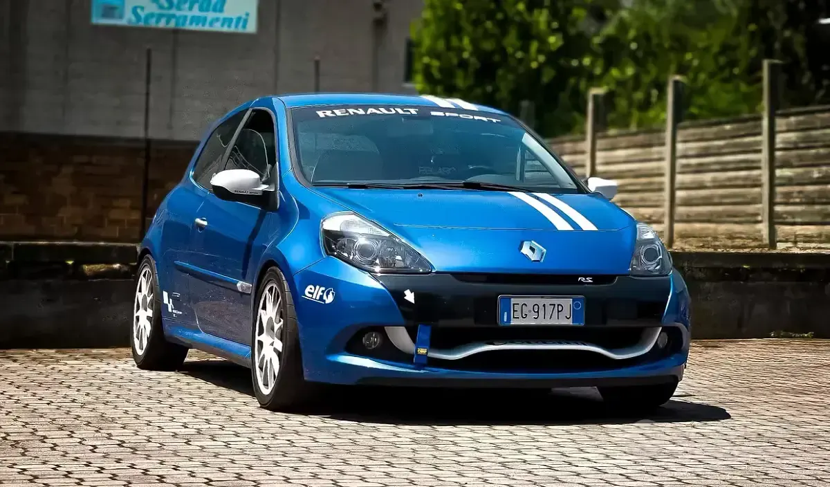 Usata Renault Clio III R.S. 203 CV (149 kW) 2011 Bluazzurro Berlina