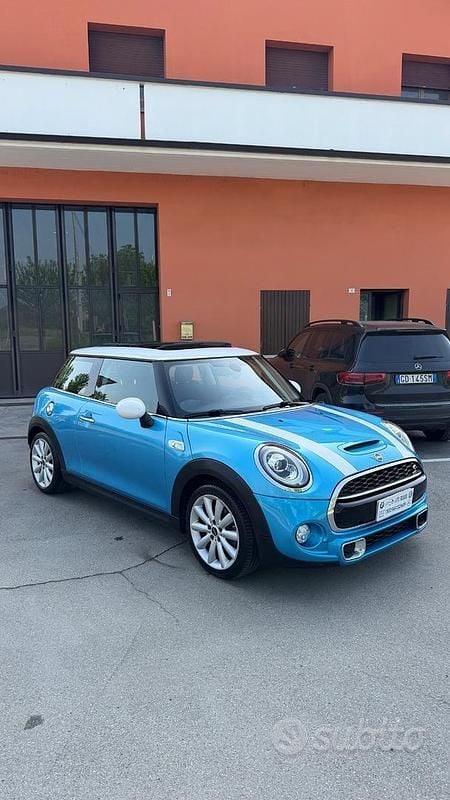 Begagnad Mini Cooper S 192 HK (141 kW) 2019 Blå Halvkombi