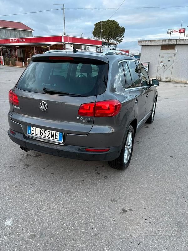 Usata VW Tiguan 140 CV (102 kW) 2013 Grigio SUV