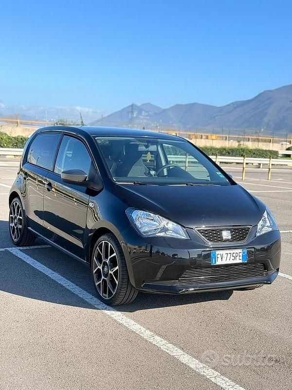 Usata Seat Mii 60 CV (44 kW) 2019 Nero Utilitaria