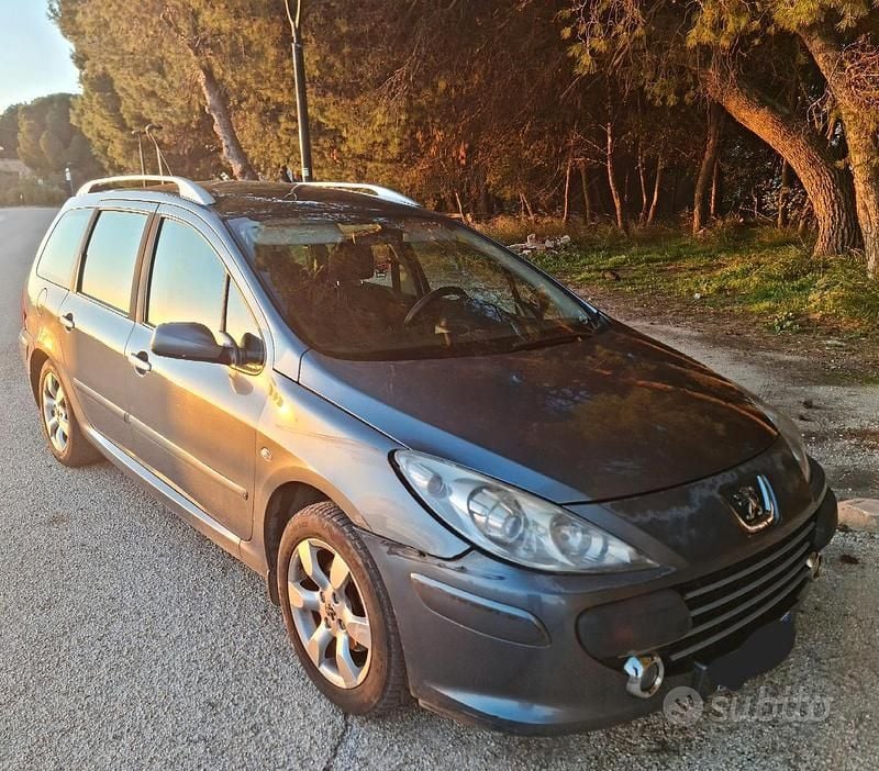 Usata Peugeot 307 90 CV (66 kW) 2007 Grigio Station wagon