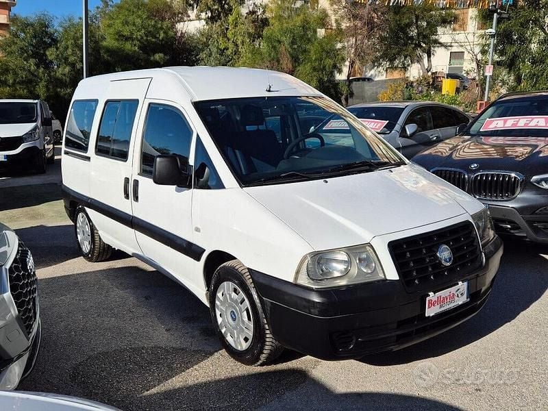 Usata Fiat Scudo 94 CV (69 kW) 2004 Bianco Furgone
