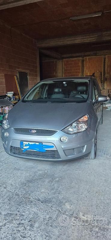 Usata Ford S-MAX 140 CV (102 kW) 2007 Grigio Monovolume
