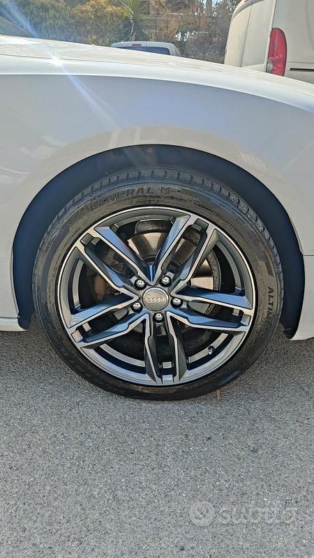 Usata Audi A5 177 CV (130 kW) 2012 Bianco Coupé