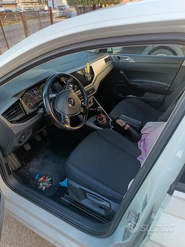 Usata VW Polo 2021 Bianco Utilitaria