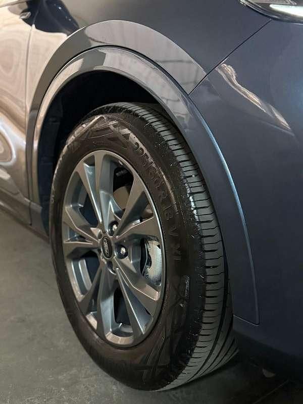 Usata Ford Kuga ST-Line 152 CV (111 kW) 2024 Blu/azzurro SUV