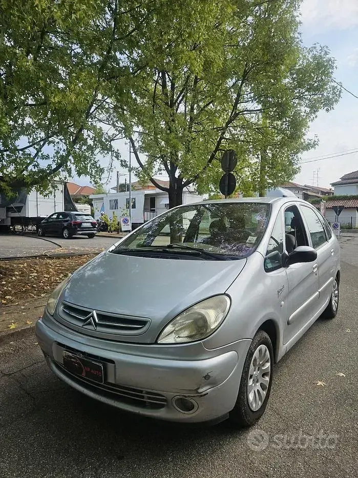 Usata Citroën Saxo Elegance 60 CV (44 kW) 2002 Utilitaria