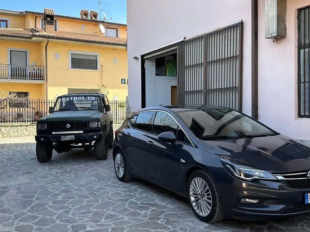 Usata Opel Astra Business 136 CV (100 kW) 2016 Berlina