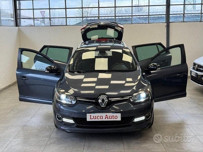 Usata Renault Mégane GrandTour 110 CV (80 kW) 2016 Grigio Station wagon