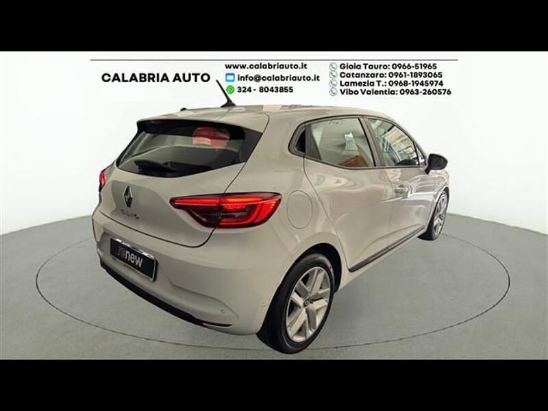 Begagnad Renault Clio V Zen 100 HK (73 kW) 2021 Vit