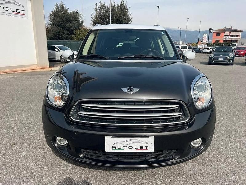 Usata Mini Park Lane Countryman 111 CV (81 kW) 2017 Grigio SUV