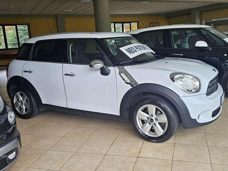Usata Mini One D Countryman 90 CV (66 kW) 2014 Bianco SUV