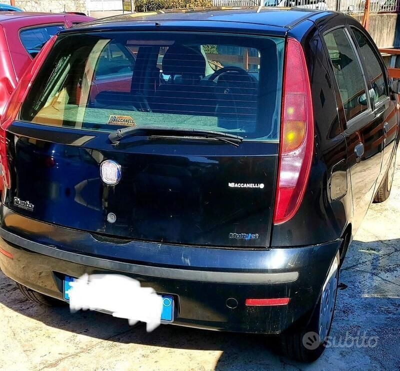 Usata Fiat Punto 69 CV (50 kW) 2009 Nero Utilitaria