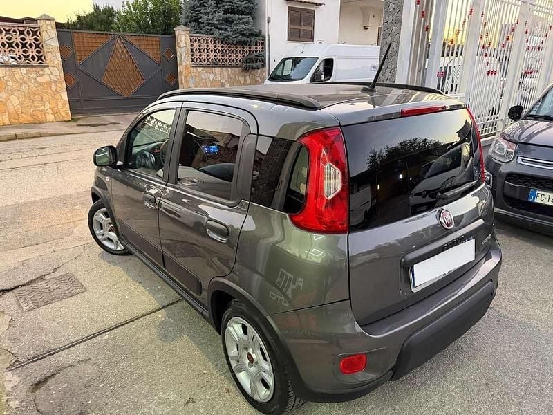 Usata Fiat Panda Cross Cross 69 CV (50 kW) 2022 Grigio Utilitaria